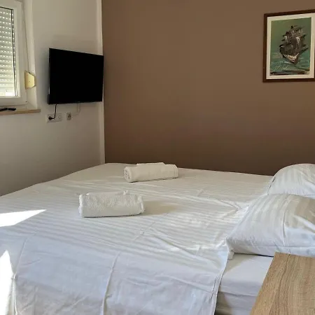 Chichi * メドゥリン